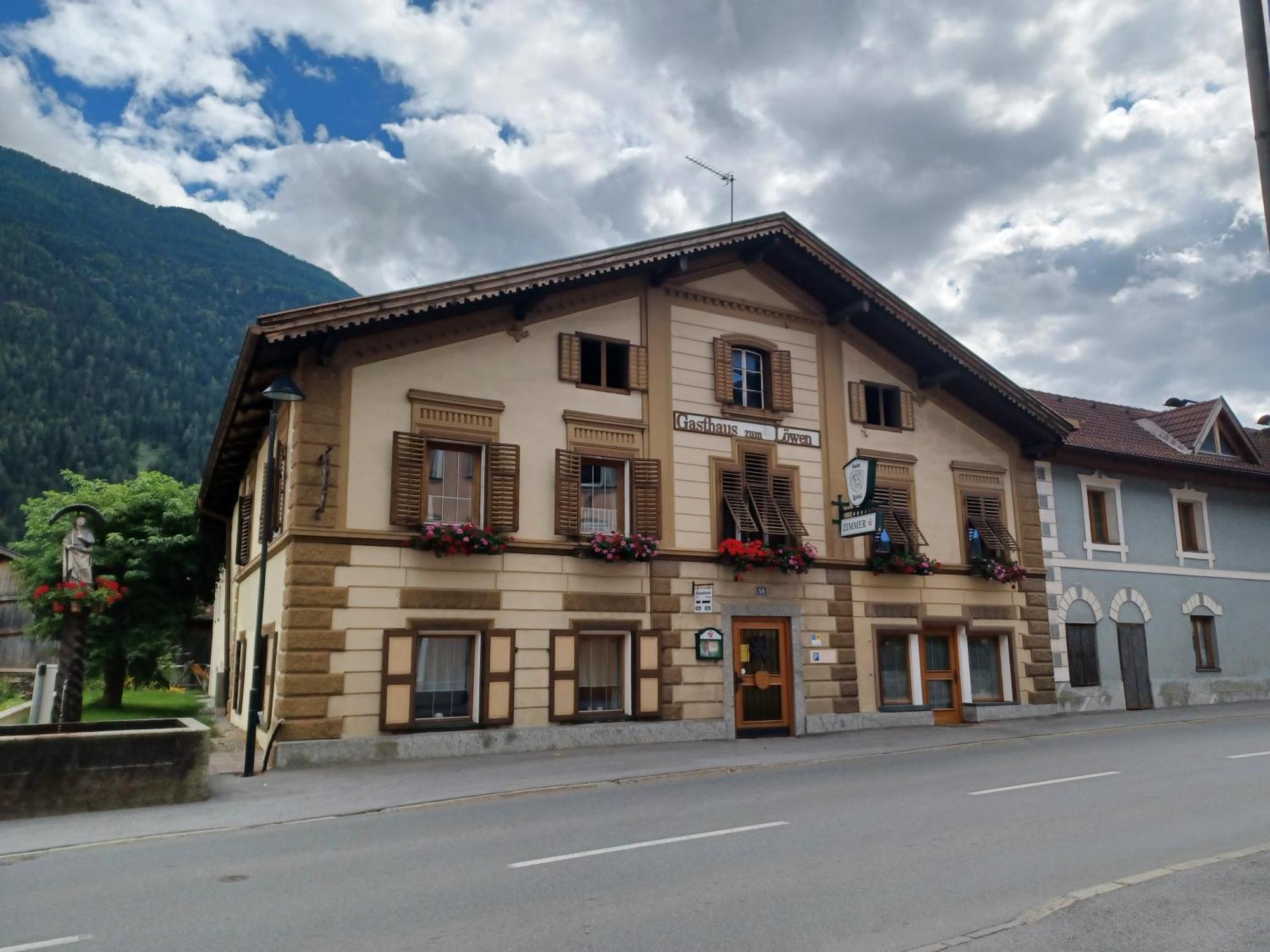 סילץ Hotel Garni Loewen מראה חיצוני תמונה