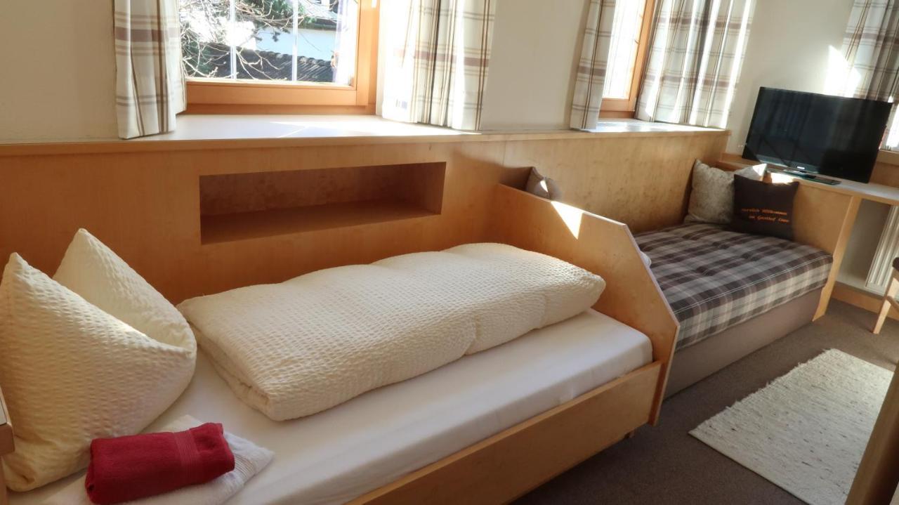 סילץ Hotel Garni Loewen מראה חיצוני תמונה