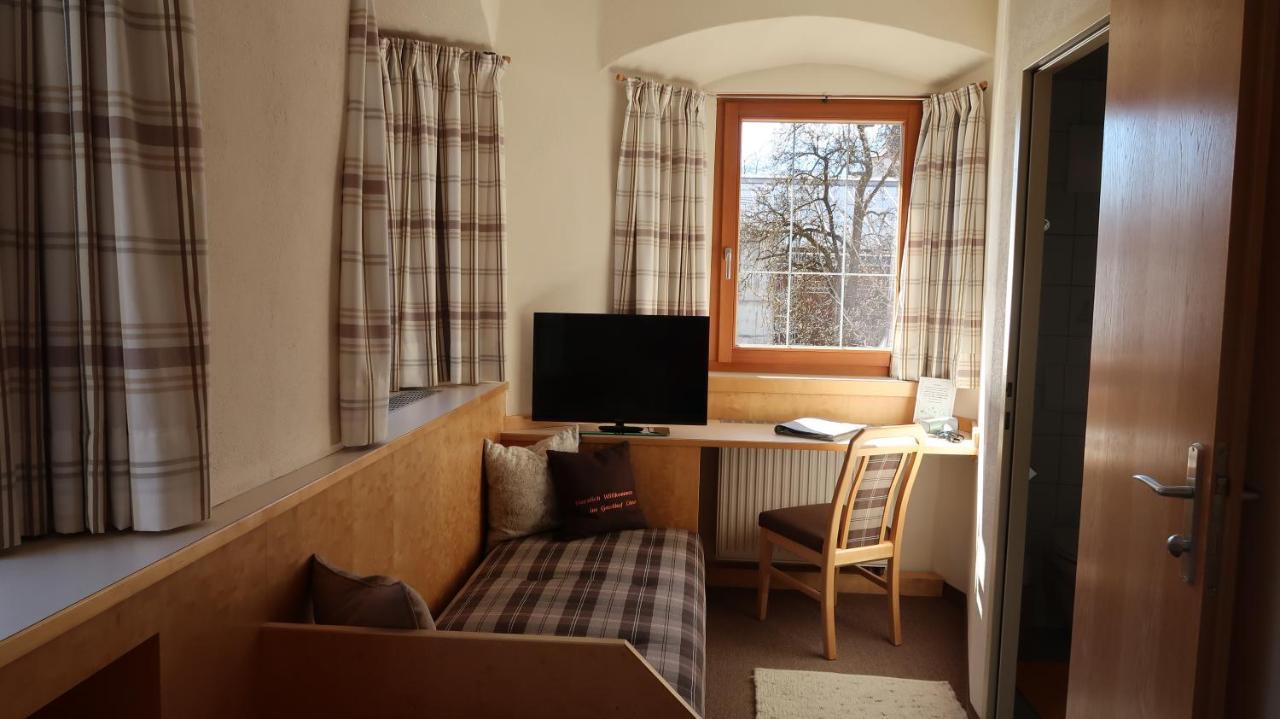 סילץ Hotel Garni Loewen מראה חיצוני תמונה